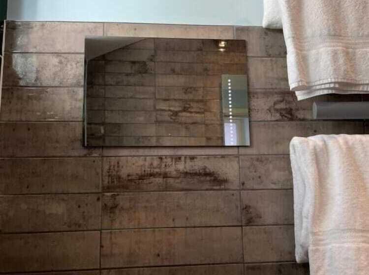 مبيت وإفطار Moorview House