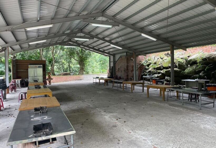 تختخواب و صبحانه Nanyang62