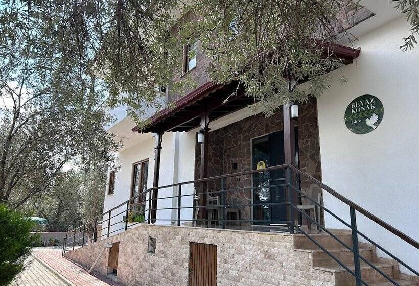هتل Beyaz Konak Gure