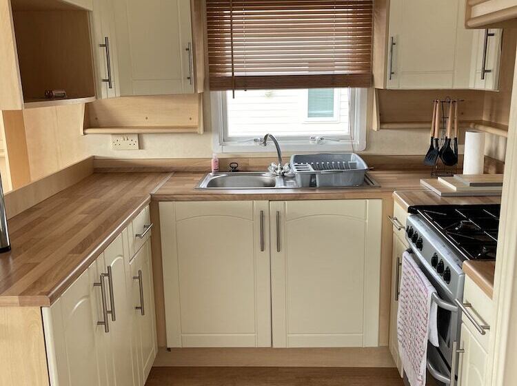 فندق Beautiful 2 Bed Static Caravan