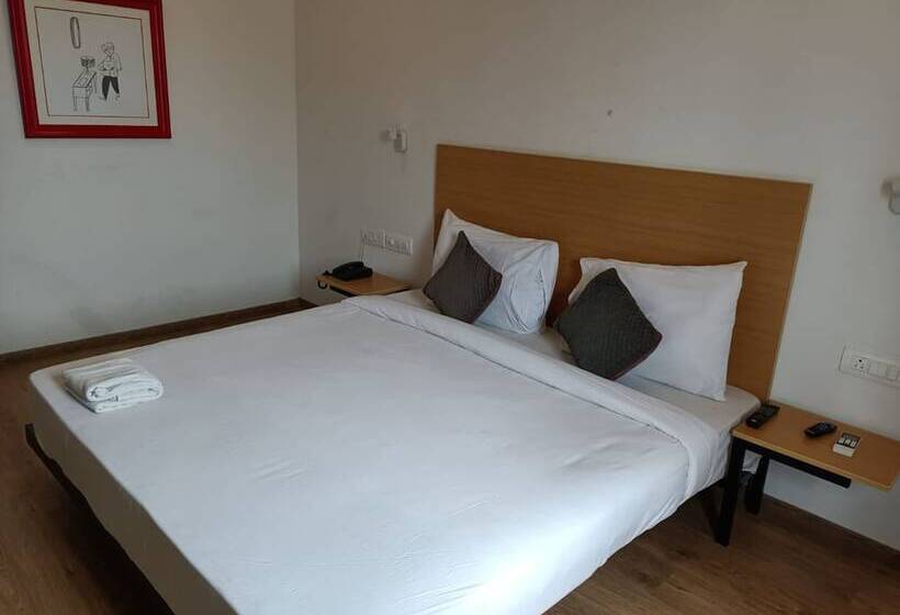 酒店 Dbr Suites, Sarjapur Road