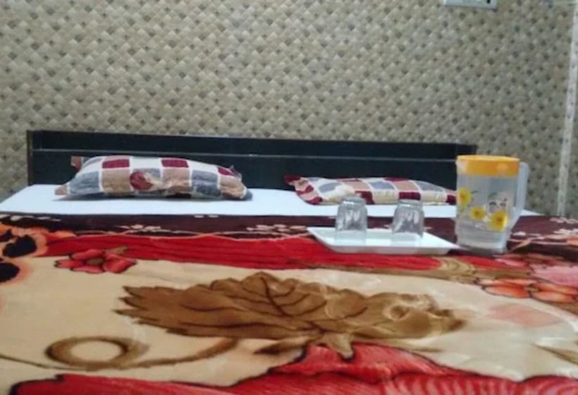 酒店 Goroomgo Maatu Shri Guest House Mathura