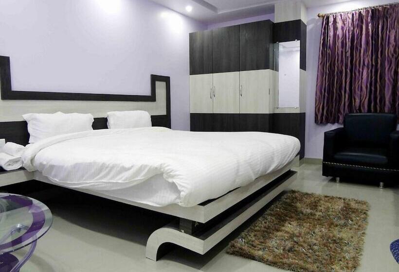 فندق Goroomgo Vaishnavi Heights  Aurangabad