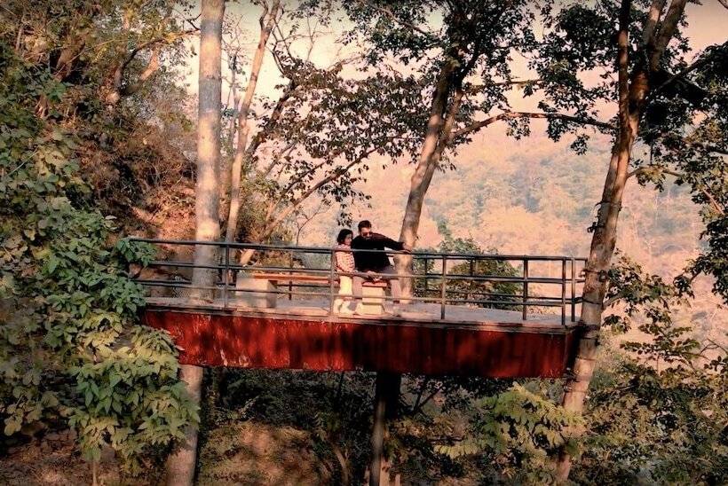 Отель Oneness Rishikesh By Ganga Kinare  A Luxury Wilderness Resort