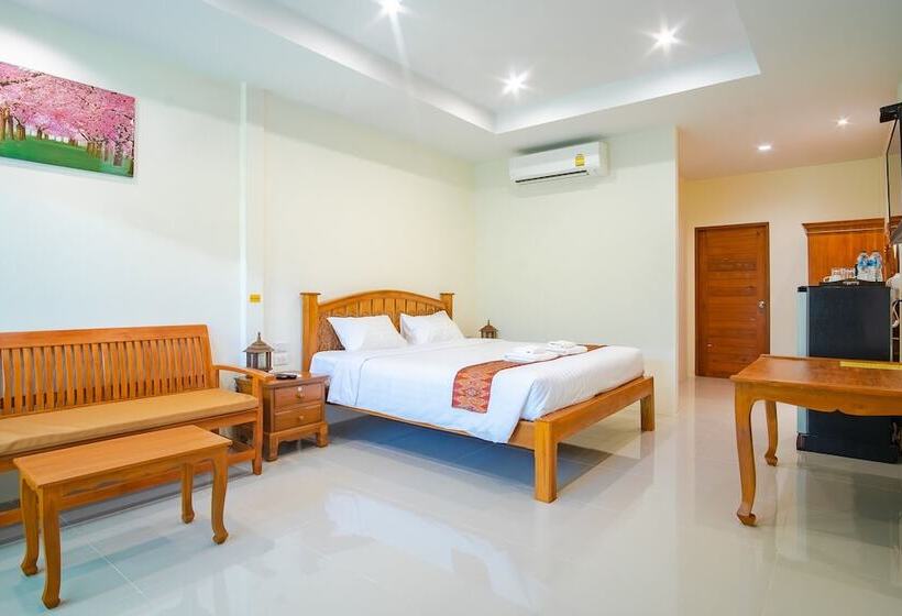 호텔 Prayai Changthai Resort