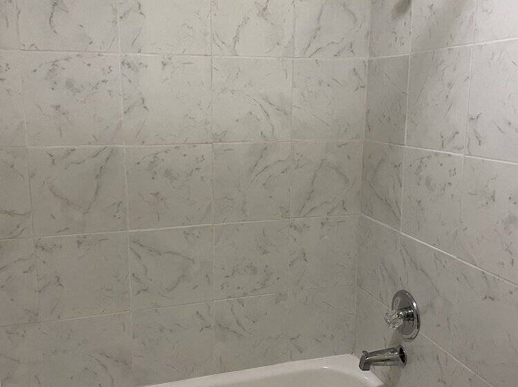 فندق على الطريق Linder Motor Lodge