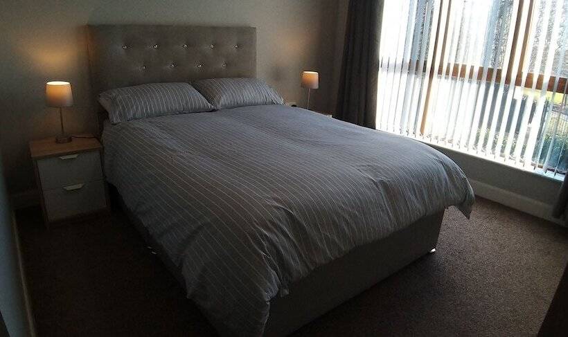 פנסיון Alexandra Park Town House 223