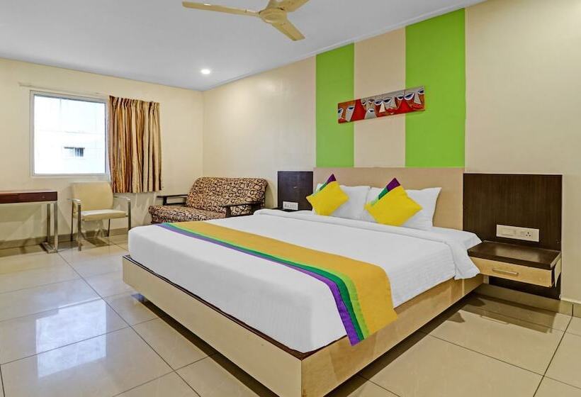 פנסיון Itsy Hotels G Square