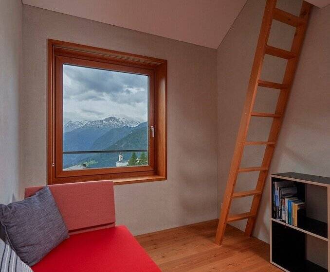 ペンション Pensiun Laresch