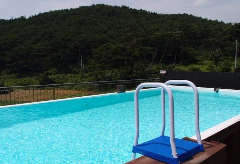 Pensão Taean Como Villa