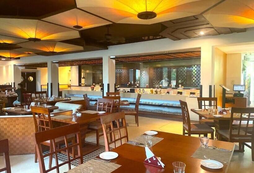 Plumeria Lake Resort & Spa