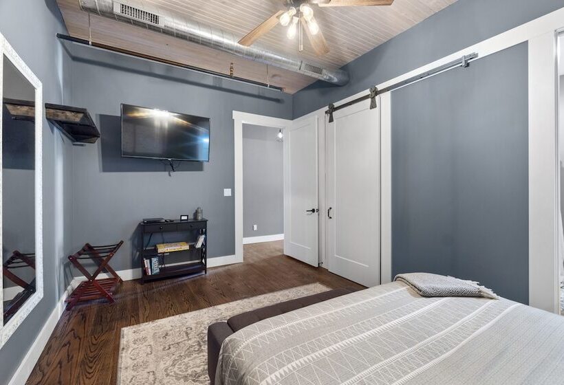 Urban Lofts