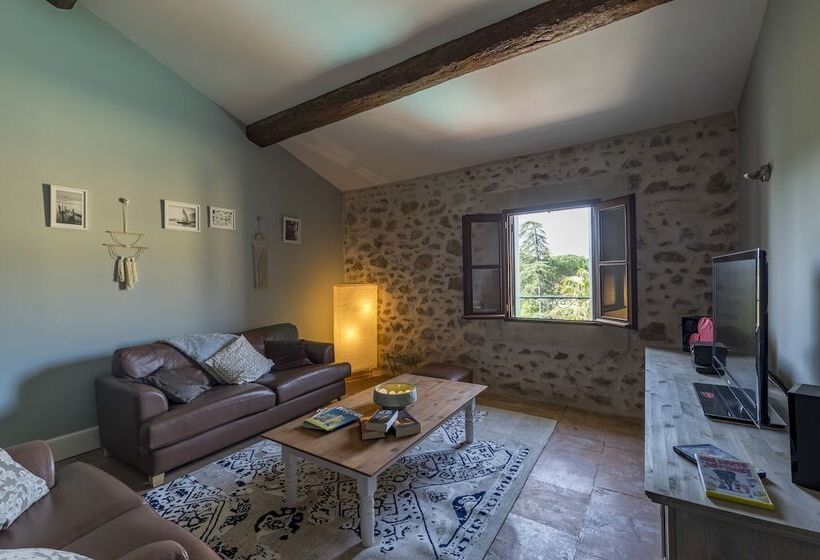 مبيت وإفطار Maison Dix