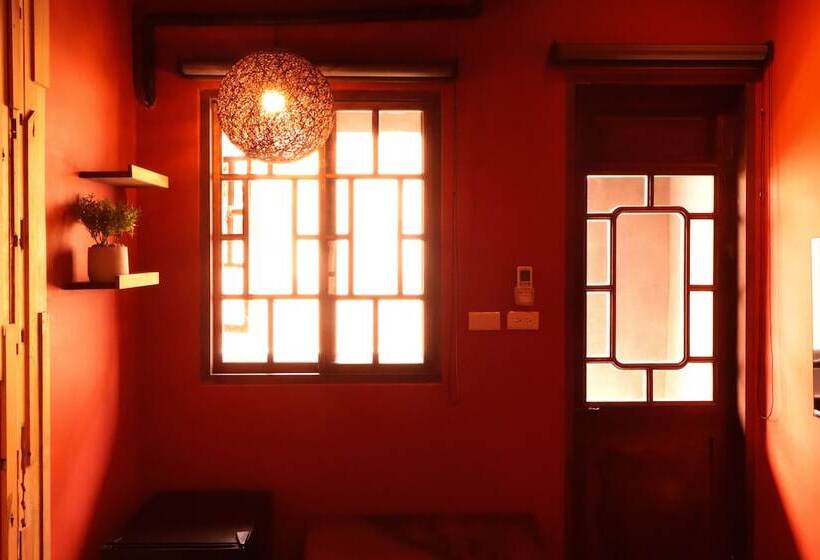 تختخواب و صبحانه Yile Yile