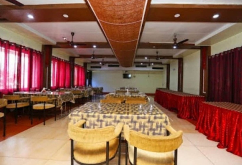 فندق Goroomgo Sharda Regency Raipur