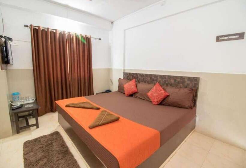 酒店 Goroomgo Travellers Inn Goa