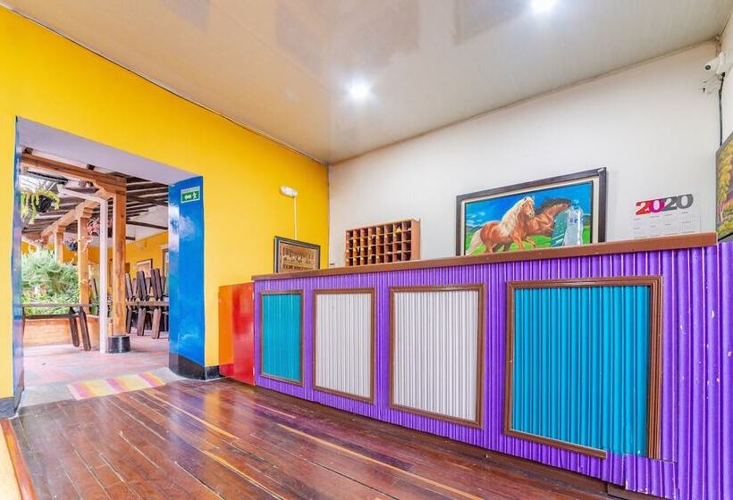 هتل Kolonial Tunja