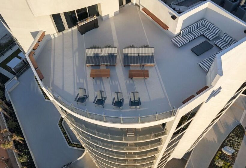 فندق Max Beach Resort