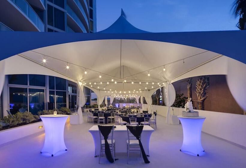 فندق Max Beach Resort