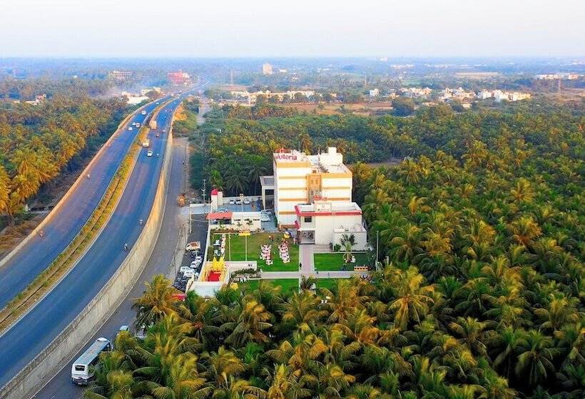 Отель The Grand Astoria Somnath