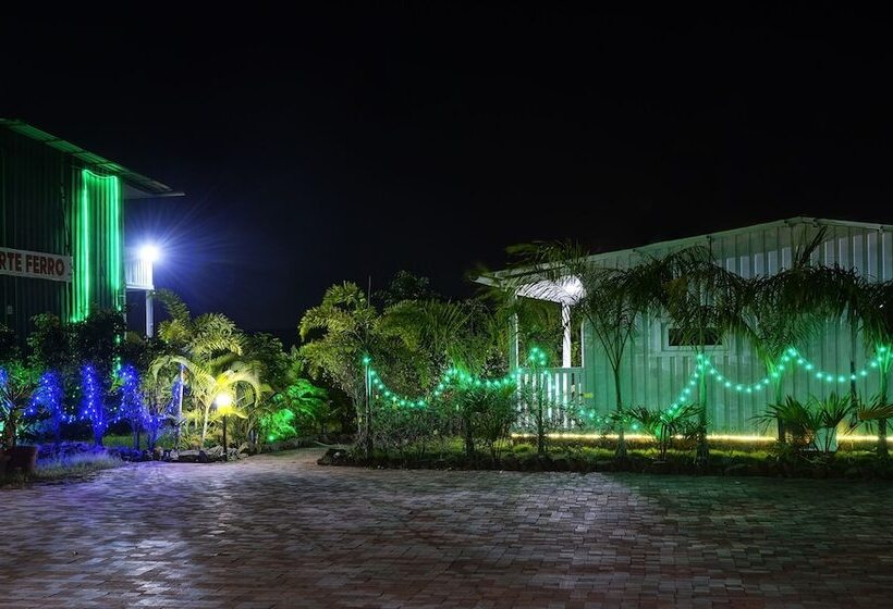 ホテル Treebo Trend Resorte Ferro