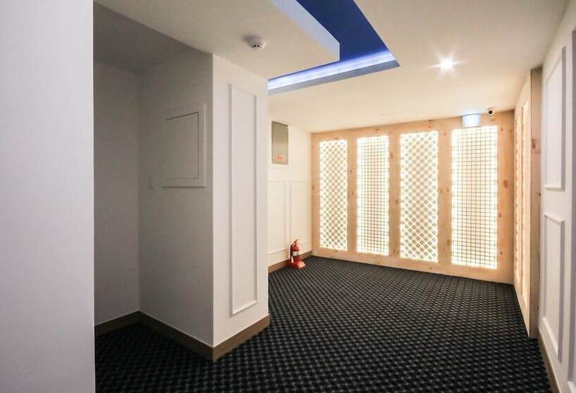 汽车旅馆  Andong Point