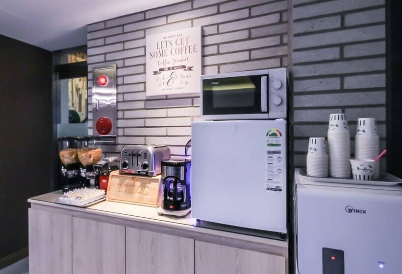 汽车旅馆  Andong Point