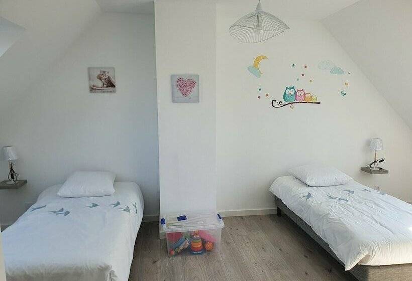 פנסיון Le Clos Des Cajaviris