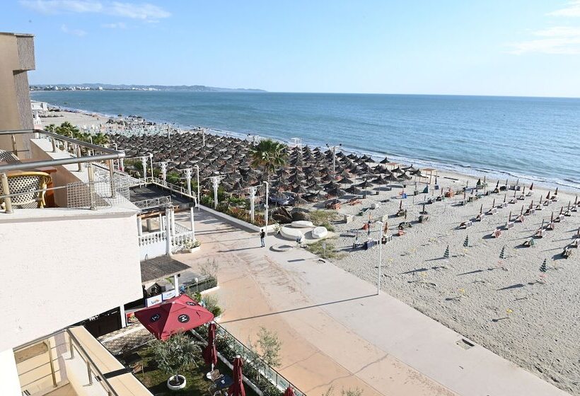 بنسيون Vila Oxinn