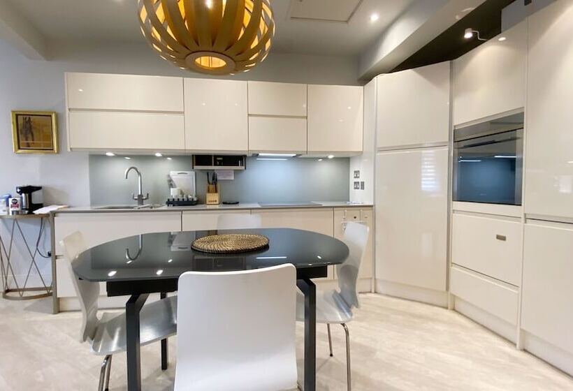 レジデンス Stunning 3 Bed House In Central London Westminster