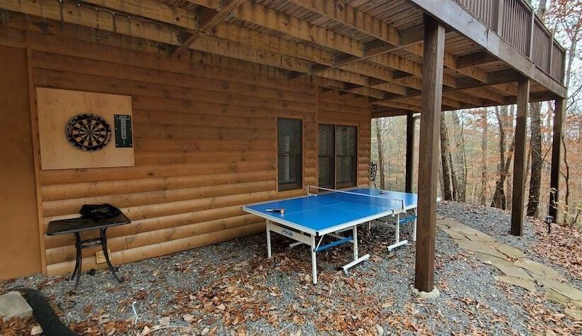 Whispering Creek Lodge   Blue Ridge