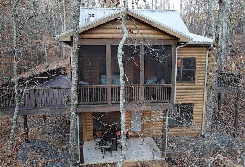 Whispering Creek Lodge   Blue Ridge
