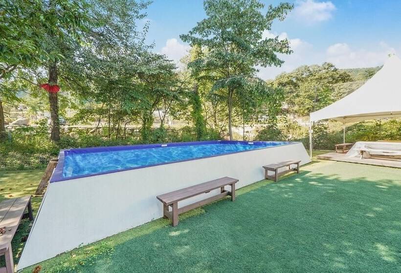 Gapyeong Himong  Aegyeon Pension