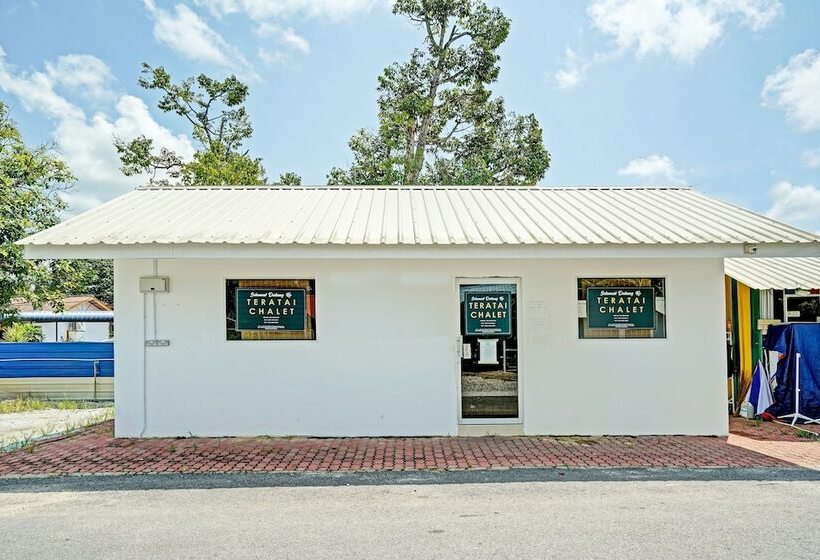 هتل Capital O 90423 Teratai Chalet