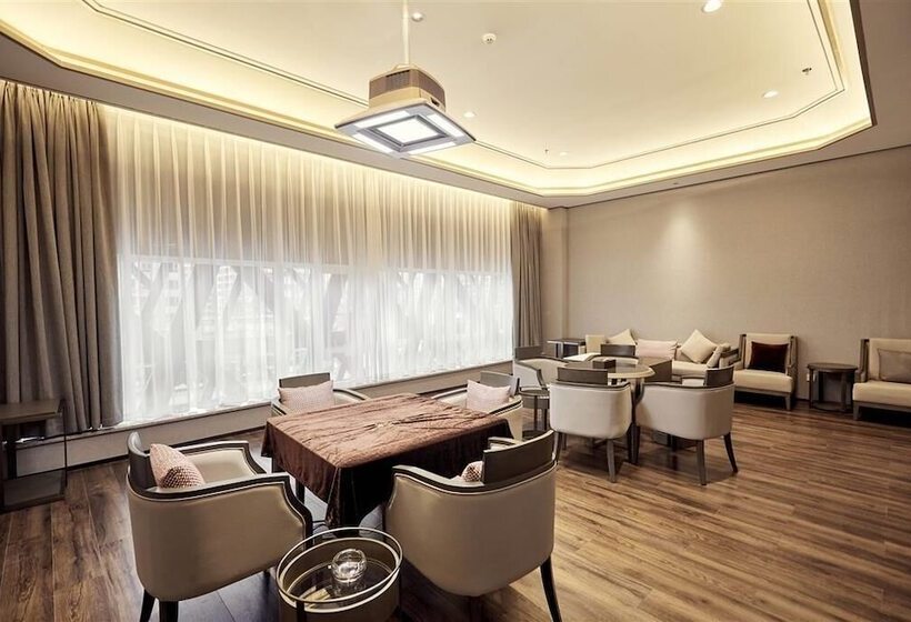 Howard Johnson By Wyndham Tianxiaqiguan Hotel Xingwen