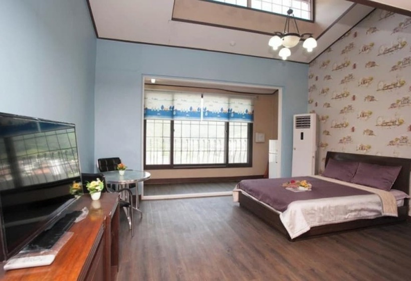 Muju Sopung Pension