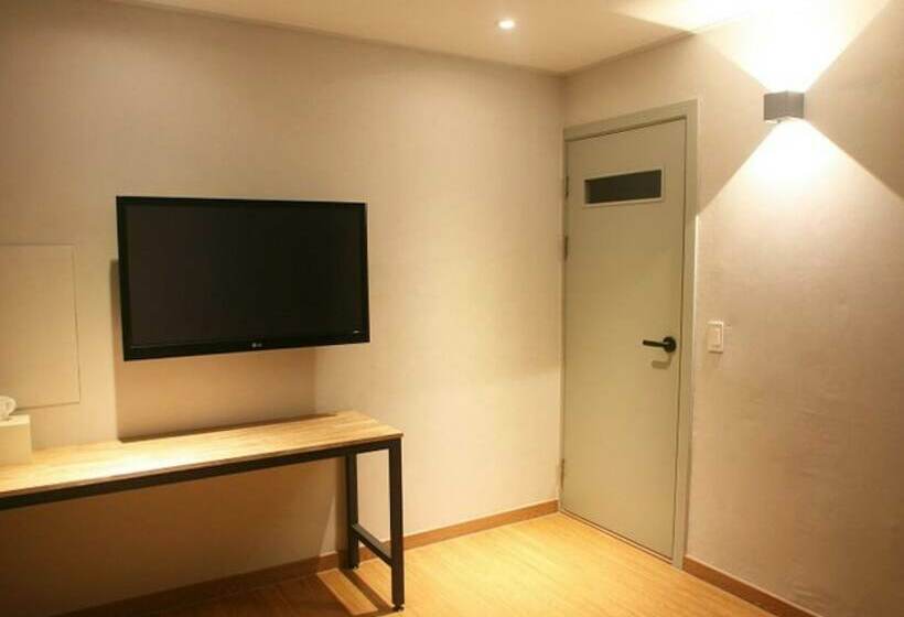 פנסיון Suncheon Gilstay Guesthouse