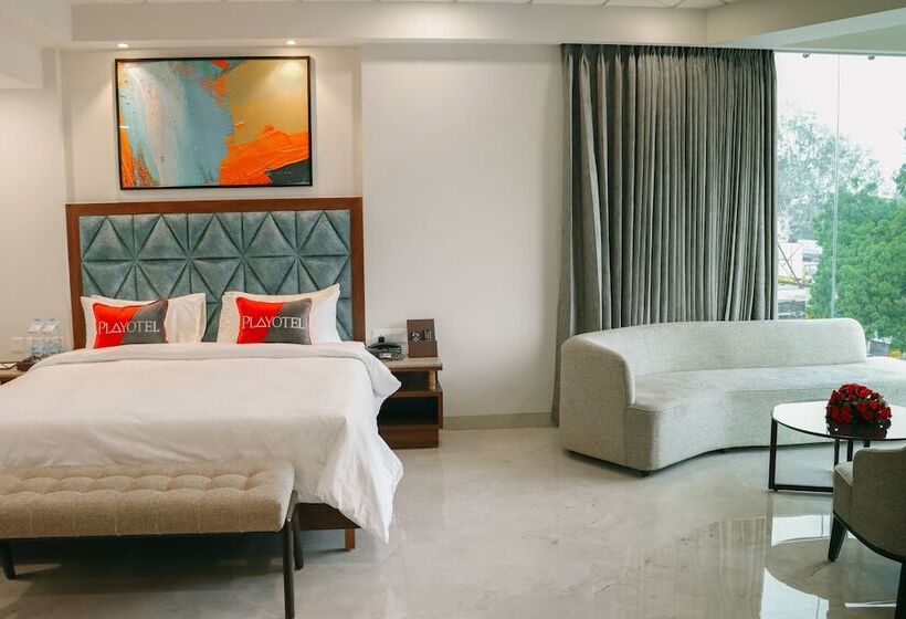 Playotel Premier Guna