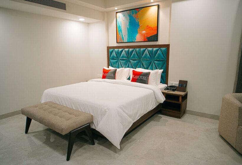 Playotel Premier Guna