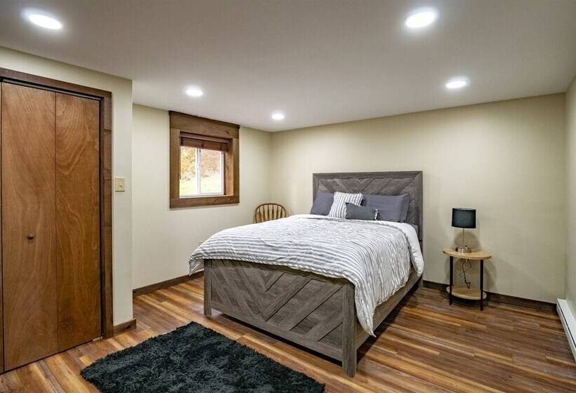 Sam`s Cabin