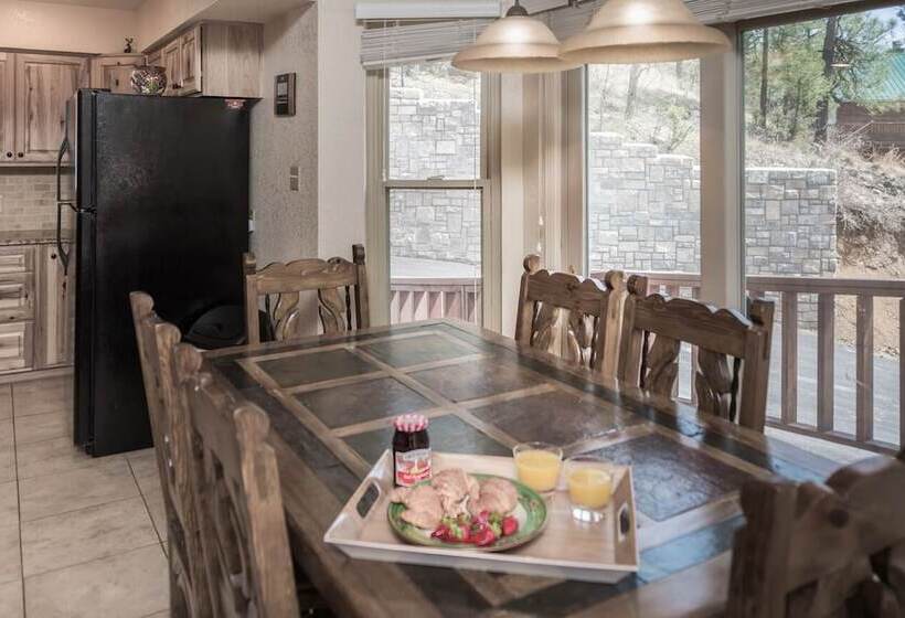 Cedar Creek Retreat