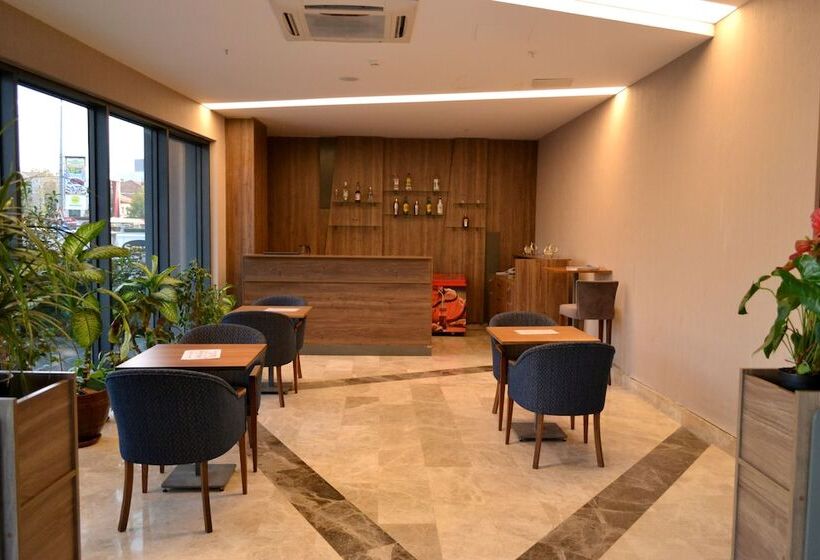 Engin Otel