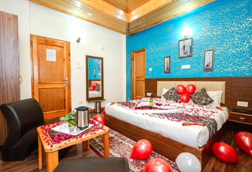 فندق Goroomgo Aplin Retreat Manali