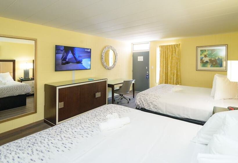 فندق Heart Of Manteo Motor Lodge