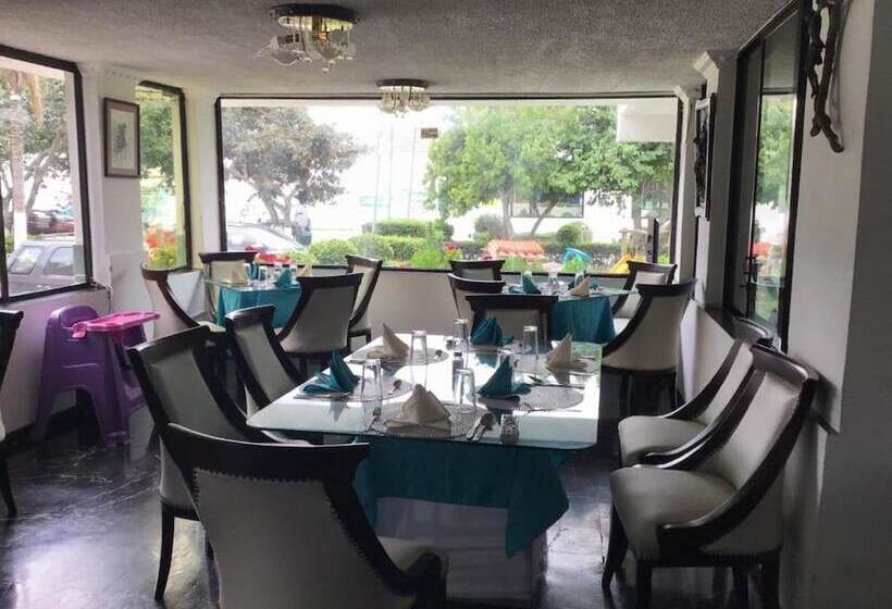 هتل Hostería El Prado