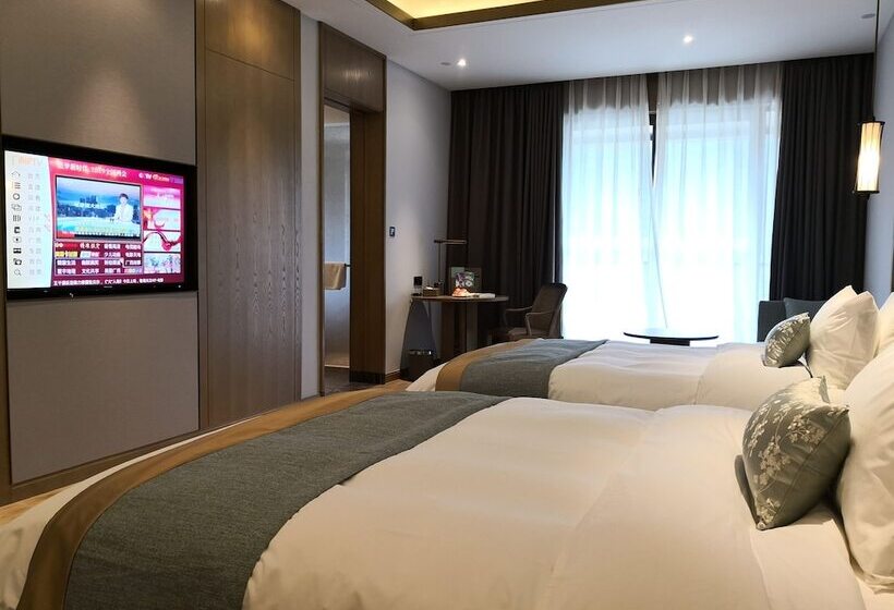 Отель Leisure Tourism Resort Narada Guilin