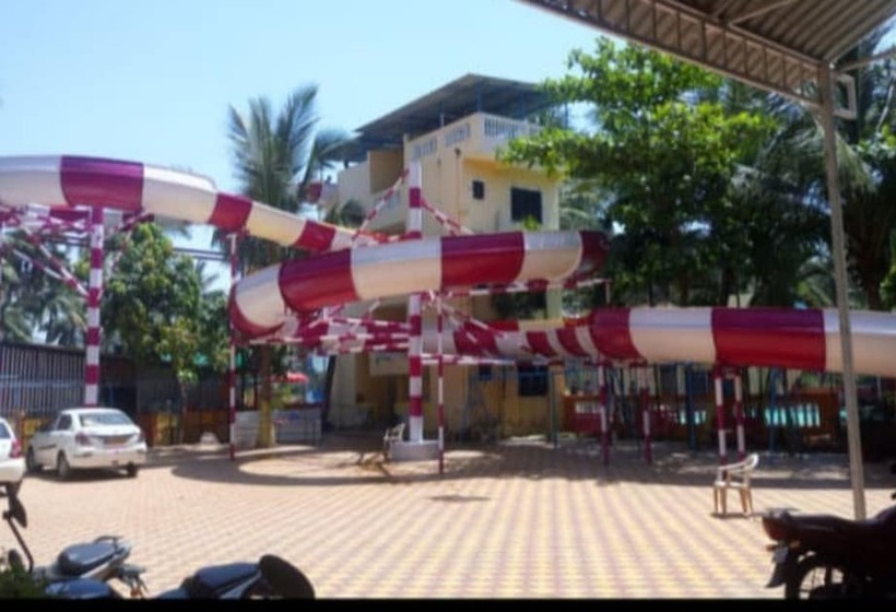 בית מלון כפרי Manthan Beach Resort