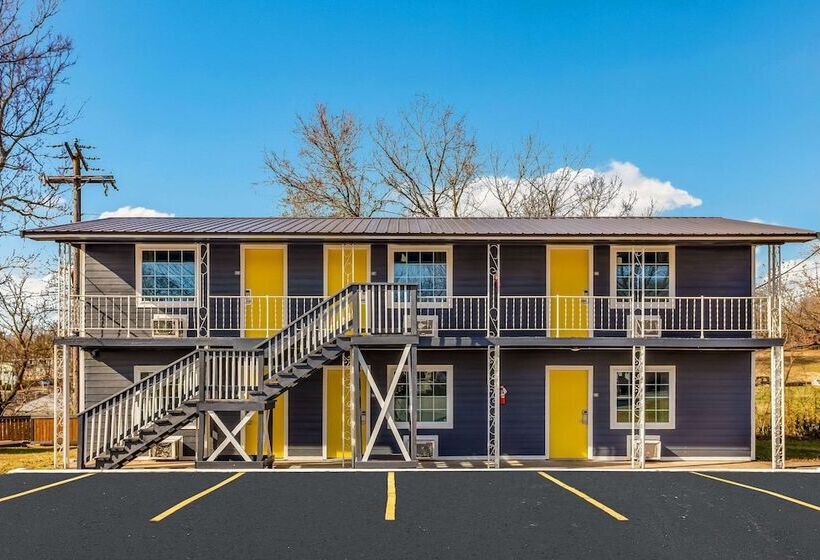 فندق Rodeway Inn