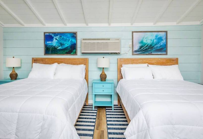 فندق Surf House