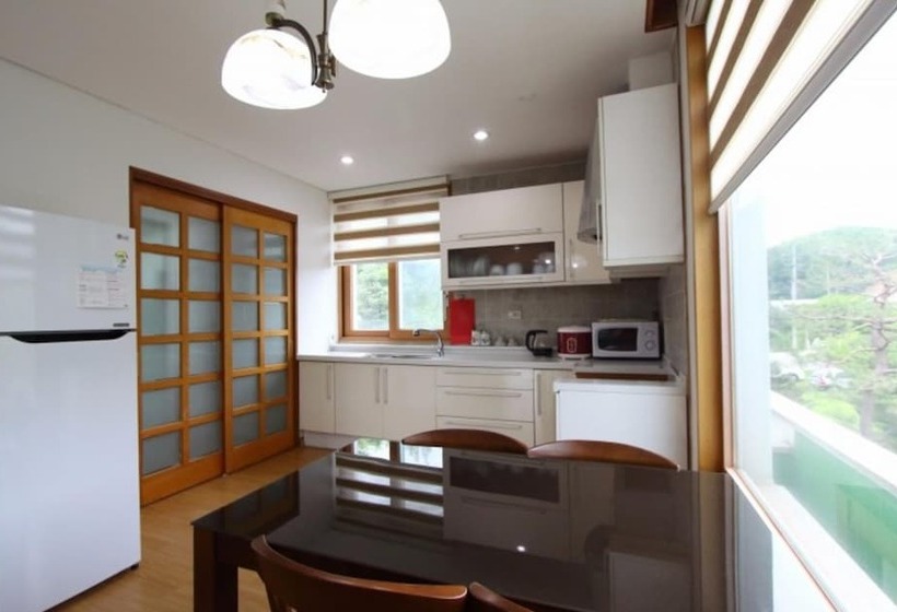 Namyangju Tannenbaum Pension